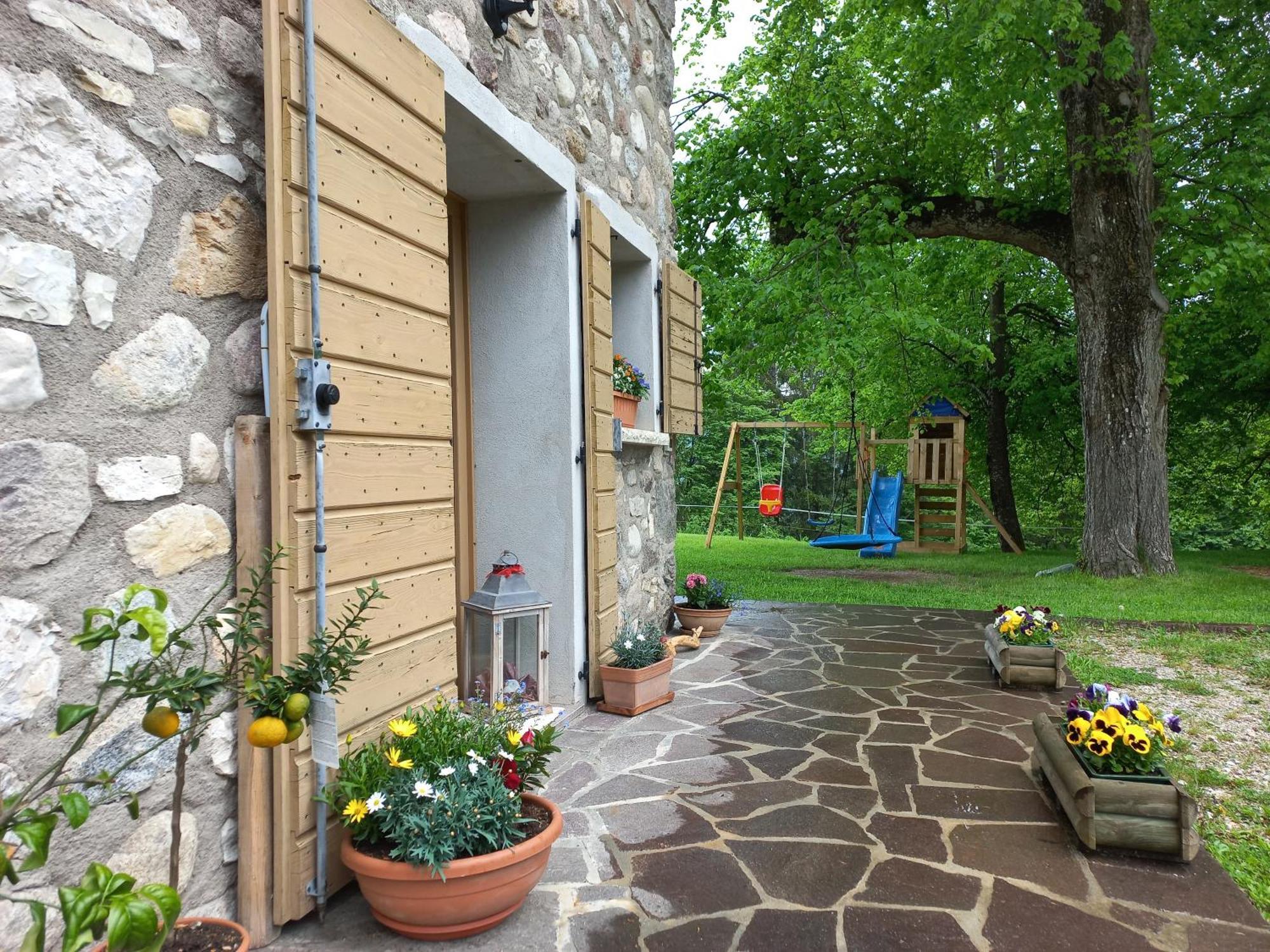 B&B Ai Marchetini Cinte Tesino Exterior photo